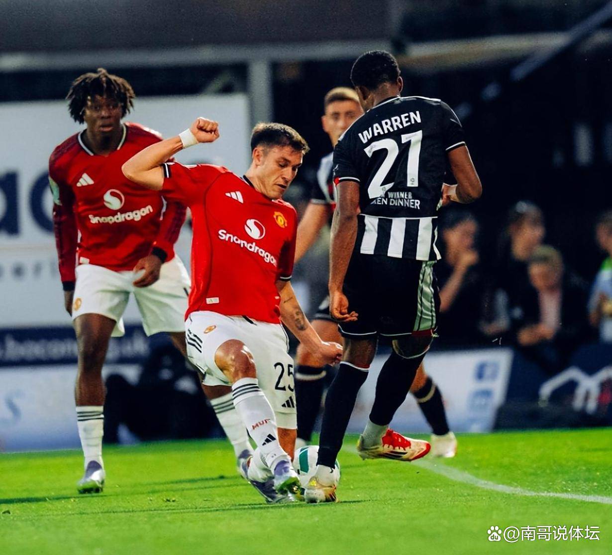 开云体育APP下载-包含里程碑夜曼联外线爆发，欧超杯关键时刻刷纪录，气氛紧张，球队文化再被提及的词条